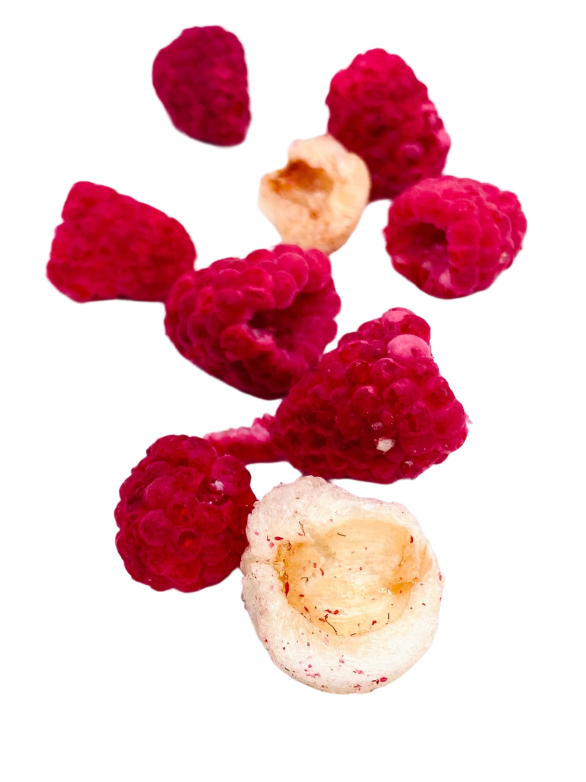 Freeze-Dried Whole Raspberries & Lychees 30g image 1